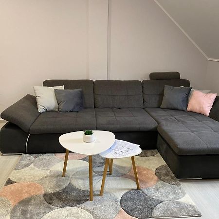 Star Apartman Zalacsany Ngoại thất bức ảnh